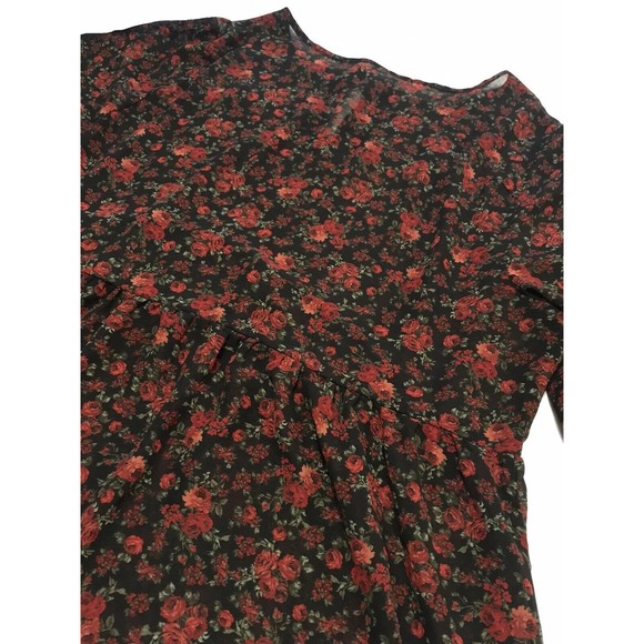 Torrid Black Red Rose Floral Print Lace Trim Sheer Blouse 3/4 Bell Sleeve Sz 2X - Picture 8 of 8